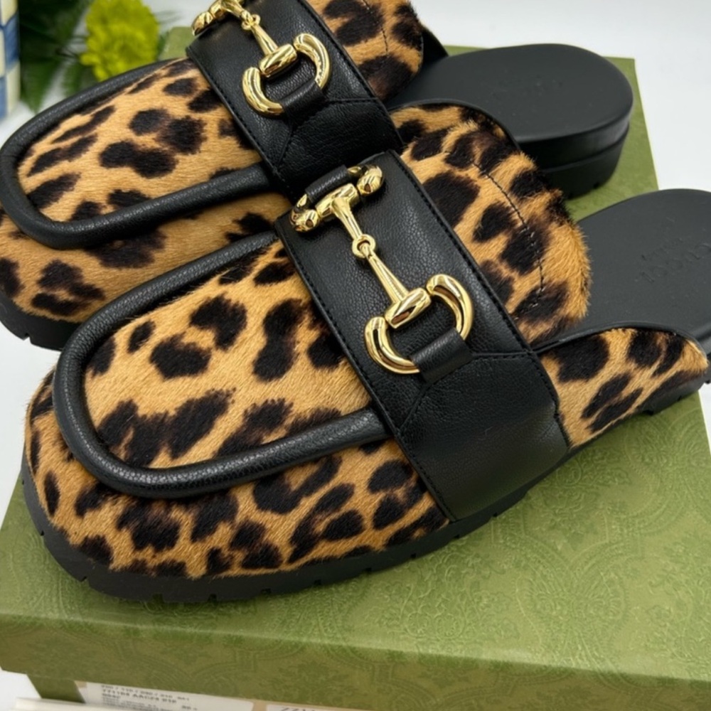 Gucci Leopard Print Mules with Gold Accents - Picture 2 of 7